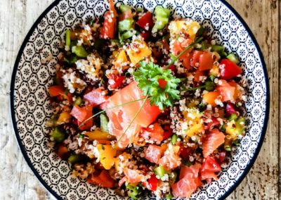 Salade quinoa mangue et truite