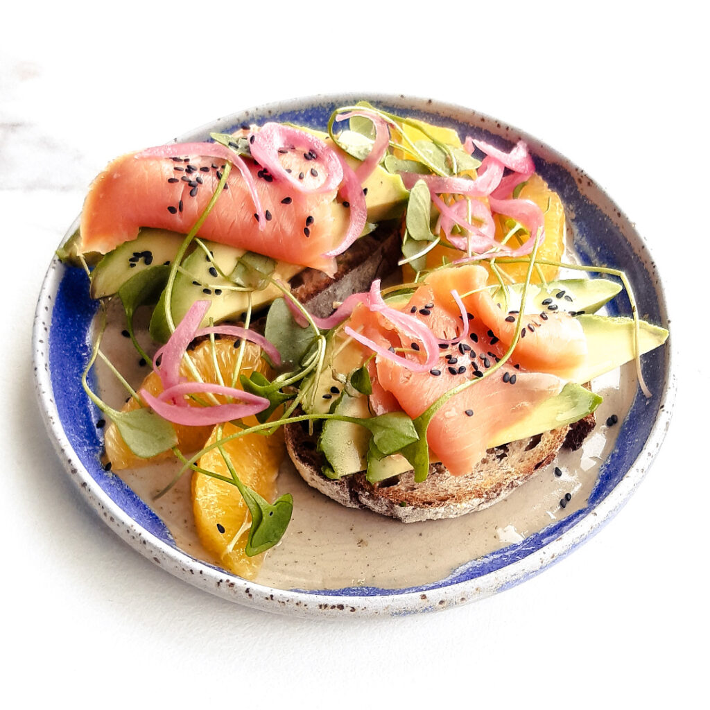 Avocado toast saumon fumé agrumes